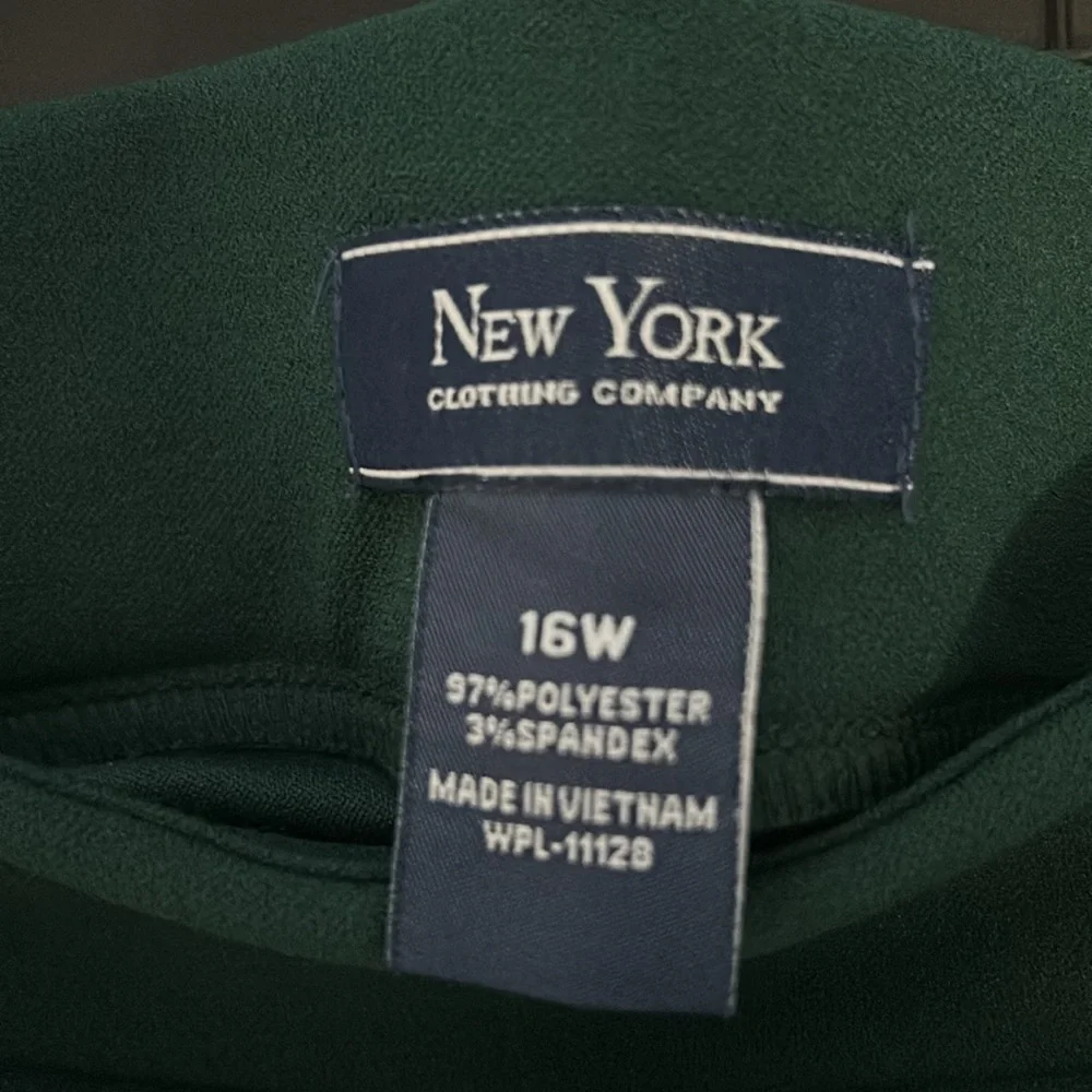 New York & Company Green Straight Leg Pants - Picture 2 of 3